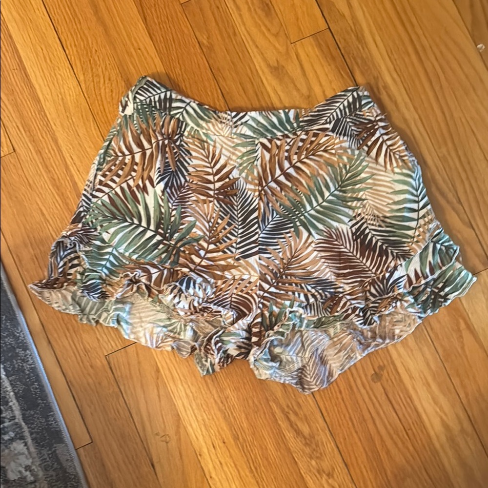 Tropical Leaf Print Women's Shorts